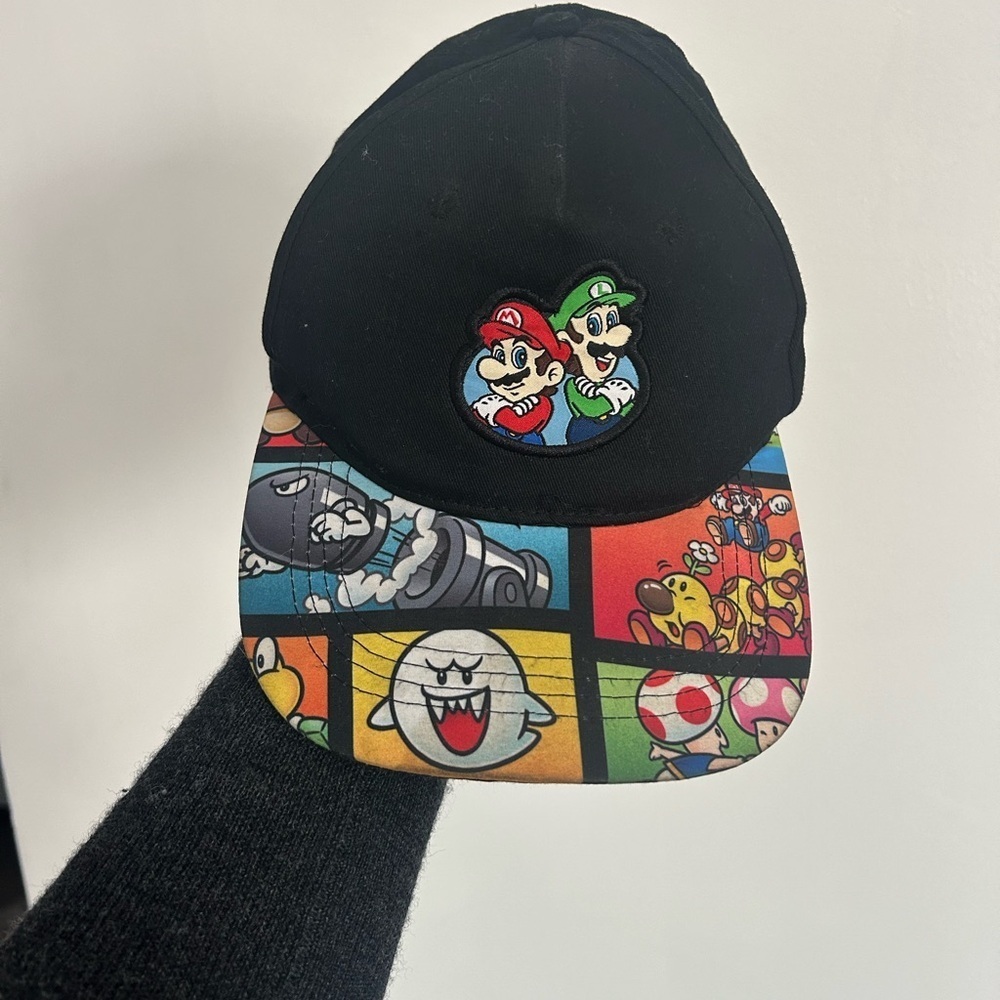 Nintendo Super Mario Black Hat Ball Cap